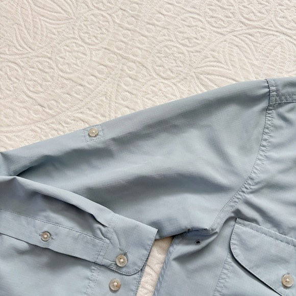 Filson Women's Twin Lakes Sport Shirt 2.0, Light Blue - Picture 5 of 6